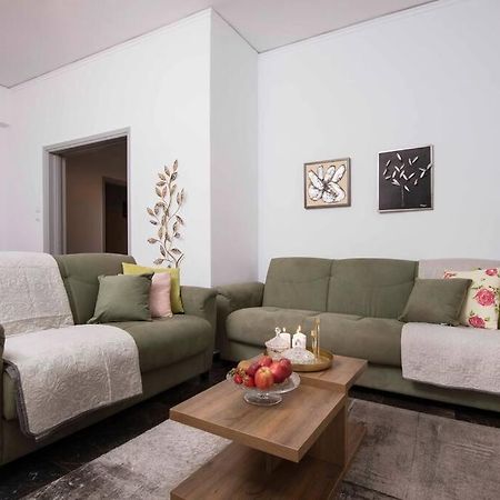Lovely,Central, Spacious 2-Bedrooms Apartment Pireus Zewnętrze zdjęcie