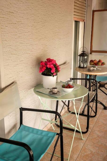 Lovely,Central, Spacious 2-Bedrooms Apartment Pireus Zewnętrze zdjęcie