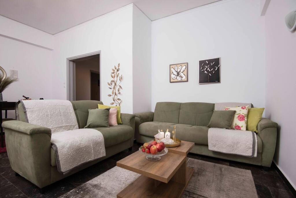 Lovely,Central, Spacious 2-Bedrooms Apartment Pireus Zewnętrze zdjęcie