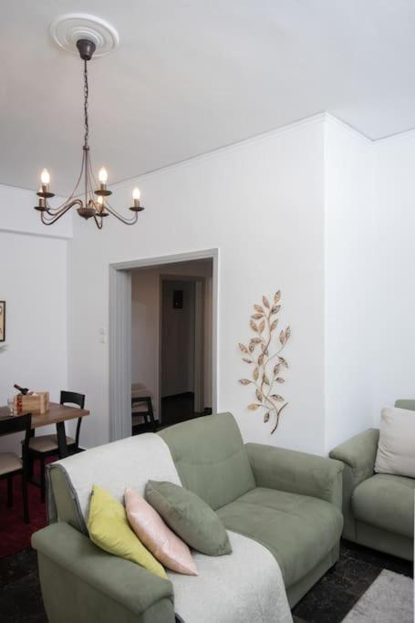 Lovely,Central, Spacious 2-Bedrooms Apartment Pireus Zewnętrze zdjęcie
