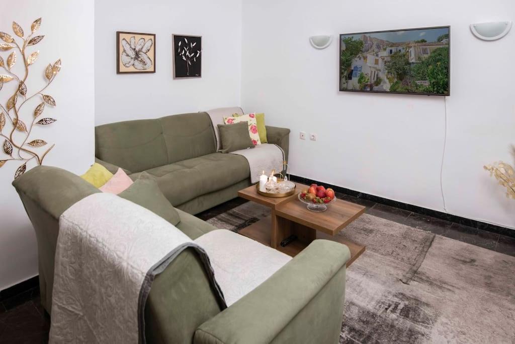 Lovely,Central, Spacious 2-Bedrooms Apartment Pireus Zewnętrze zdjęcie